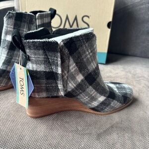 TOMS Black & Gray Plaid Wedge Booties